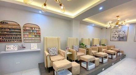 Elegant pedicure chairs at Dazzling Details Beauty & Wellness Lounge, Pasig, Metro Manila, PH.