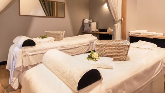 Retreat Massage and Wellness