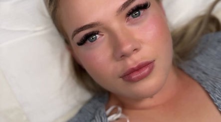 Reeva Lashes image 2