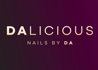 Dalicious Nails by Da Studio logo with elegant font in Wānaka, Otago, NZ.