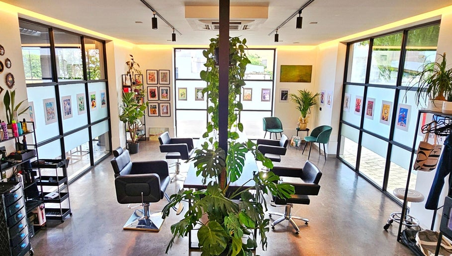 KAMM hairsalon – kuva 1