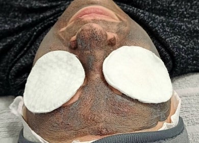 Relaxing facial treatment at Izelke's Sculpt and Glow Studio in Cape Town, Western Cape, ZA, soothing and rejuvenating.