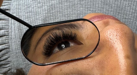 Tiara Lashes and brows, bilde 2