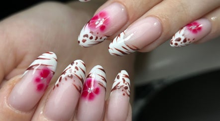 Pink teddybear nails