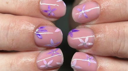 Pink teddybear nails, bilde 2