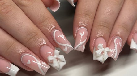 Pink teddybear nails, bilde 3