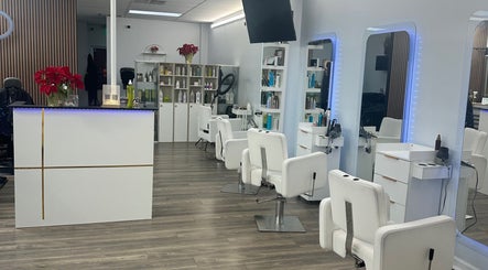 Charlotte Dominican salon