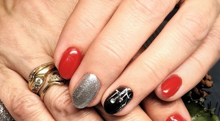 NailAura image 3