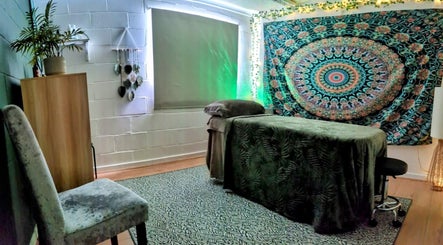 New Leaf Massage image 3
