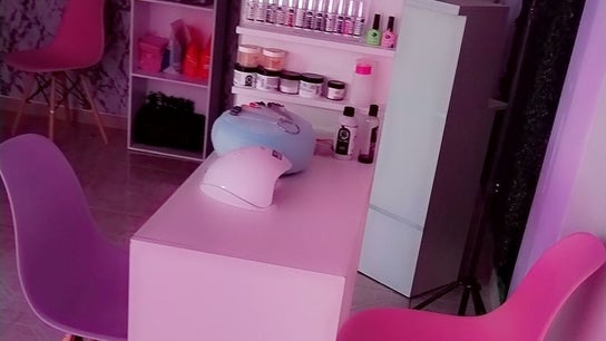 Glow Wax Studio