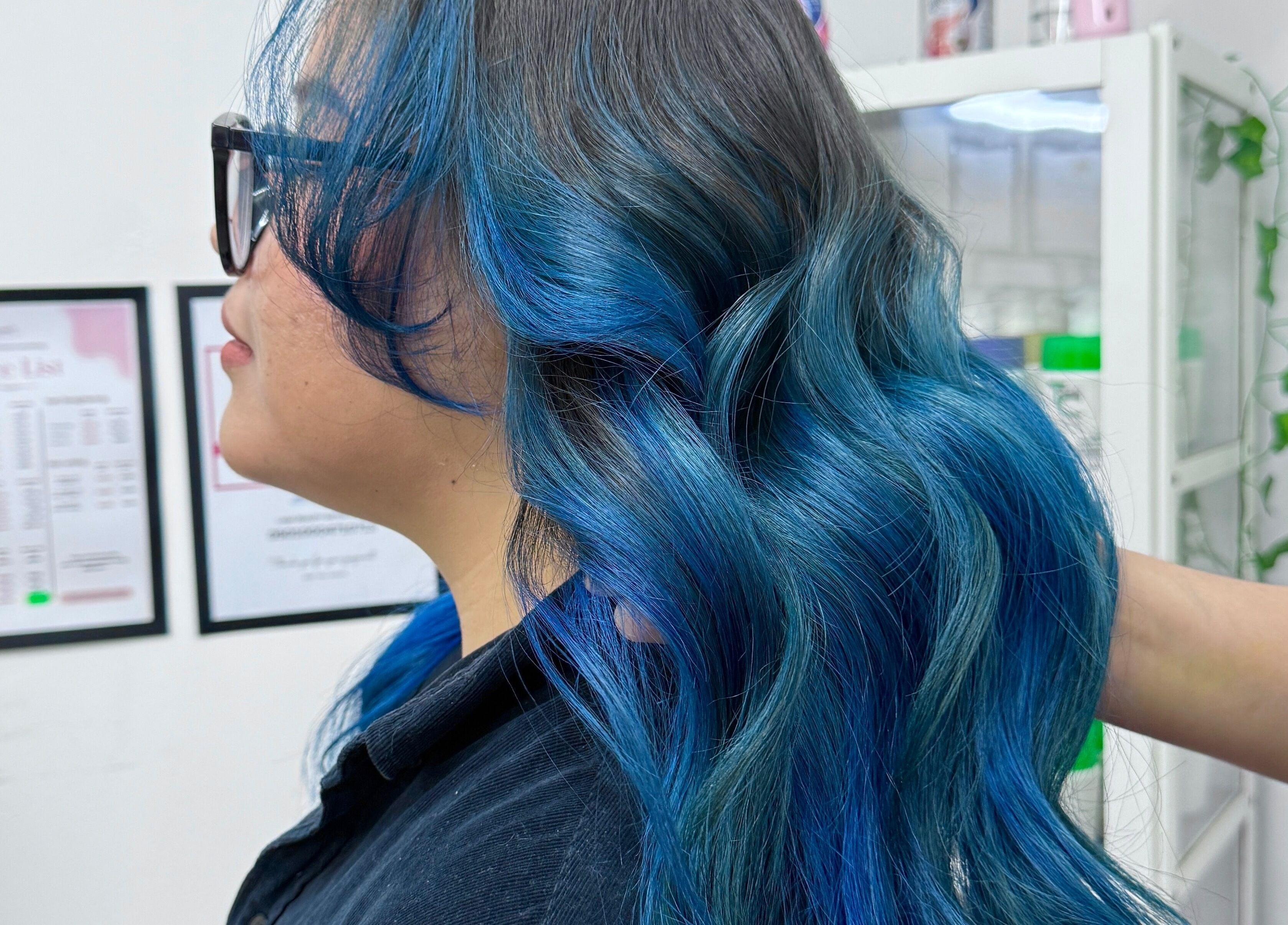 Vibrant blue hair coloring at Lana Beauty Salon Senawang, Seremban, Negeri Sembilan, MY.