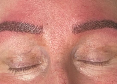 Perfectly shaped eyebrows from Beauty Custom Club Massage Studio, Newcastle upon Tyne, England, GB.
