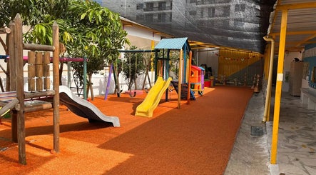 Gimnasio Loris Malaguzzi image 2