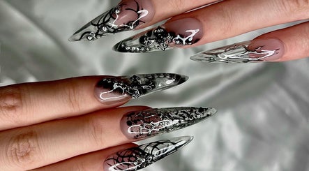 Ink & Ivory Nails