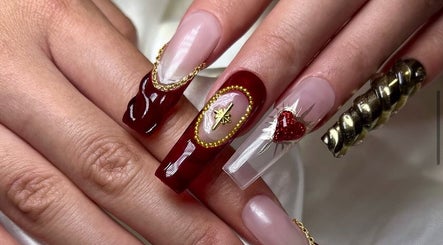 Ink & Ivory Nails