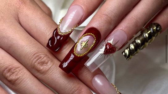 Ink & Ivory Nails