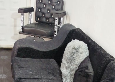 Elegante sillón de barbero en Street barberia, Soacha, Bogotá, D.c., CO.