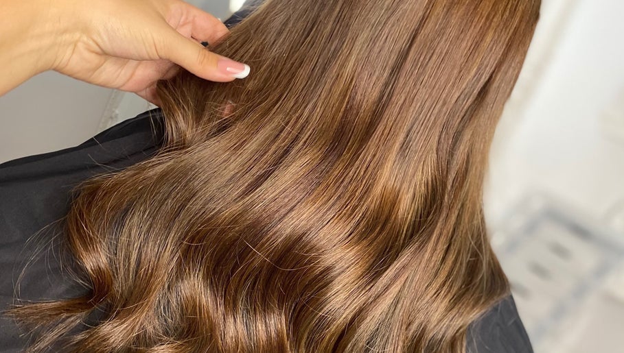 Empress Extensions Enfield image 1