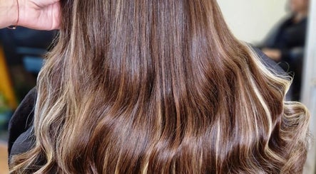 Empress Extensions Enfield image 2