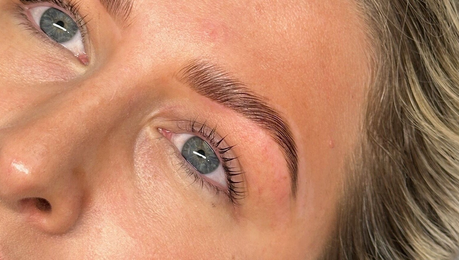 Perfectly shaped eyebrows at Sian Louisa x Clapham Junction, London, England, GB.