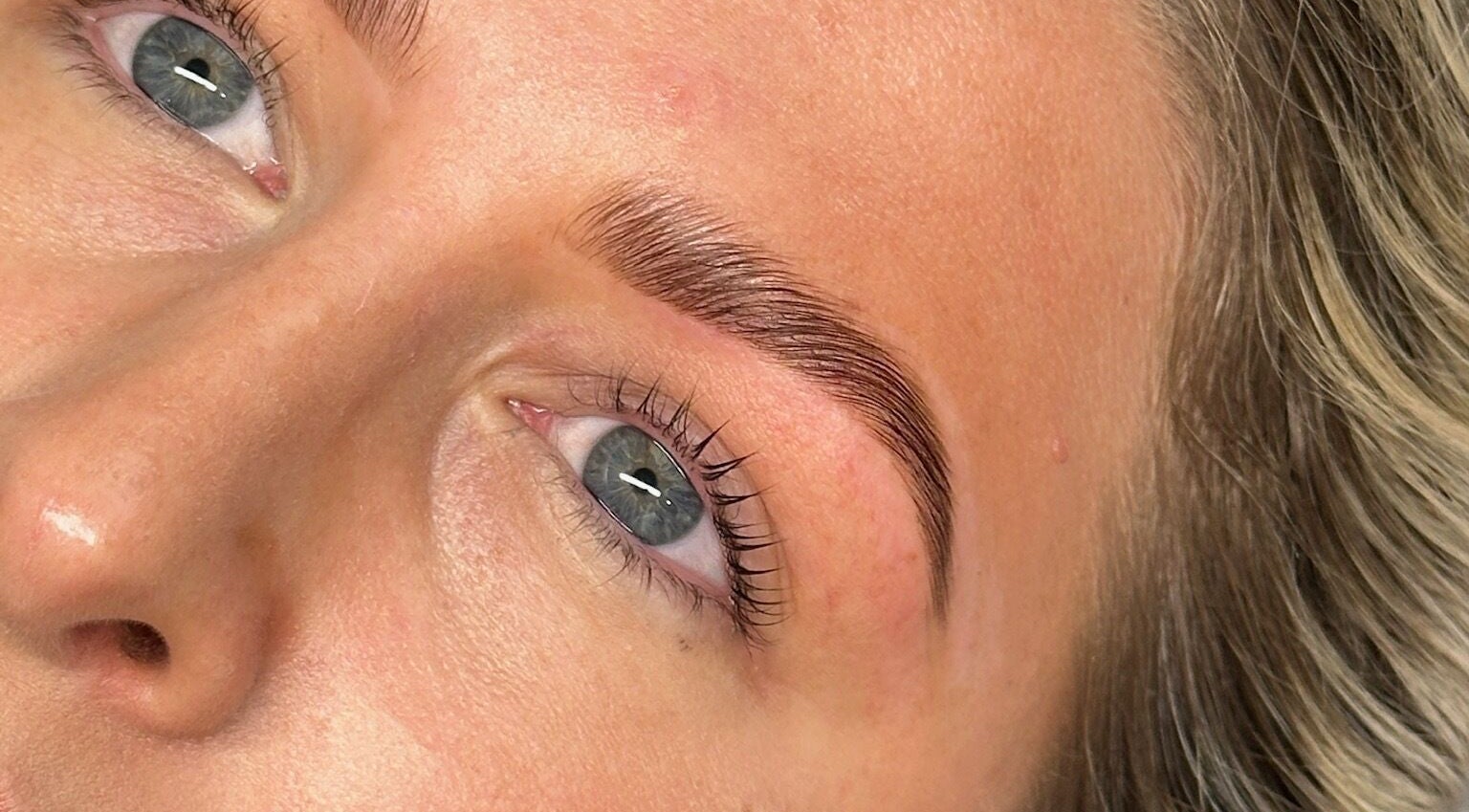 Perfectly shaped eyebrows at Sian Louisa x Clapham Junction, London, England, GB.