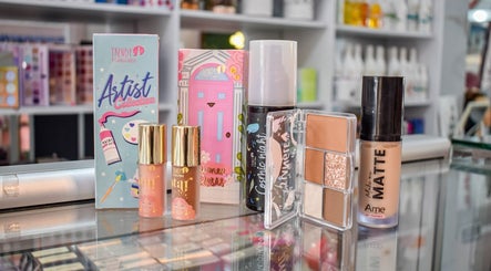 Top Make up Studio kép 3