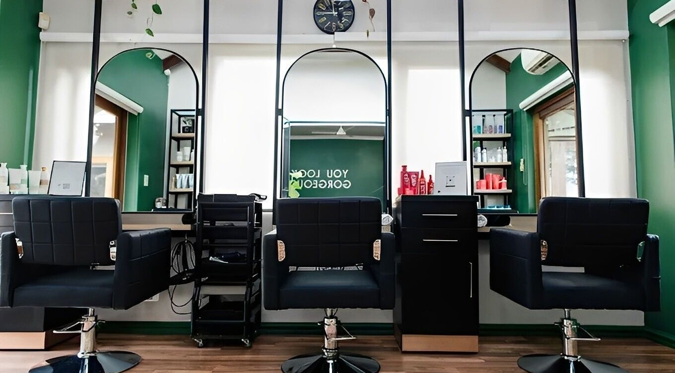 Modern salon chairs and mirrors at Hair By Caryn Timms, Pietermaritzburg, Kwazulu-natal, ZA.