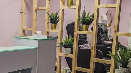 Nail Studio by Roksana Sliwa imagine 3