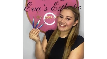 Eva’s Esthetic