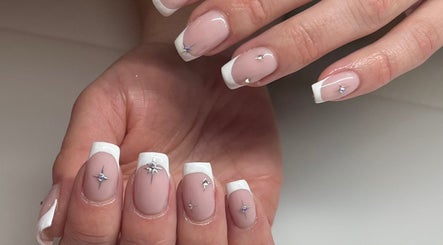 Nail Artist Jessy image 3