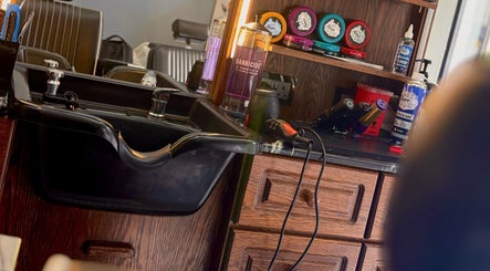 The Prestige Barber by Kurt
