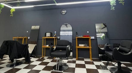 Modern styling chairs and mirrors at Borneo Barbershop Putatan, Putatan, Sabah, MY.