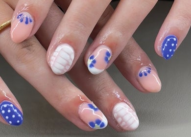 Elegant floral nail art at Aura Beauty Space, Madora Bay, Western Australia, AU.