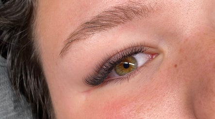 Extension de cils à L Beauty Lash, Croix, Hauts-de-france, FR, montrant un regard sublimé.