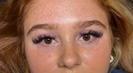 Kenze's Lashes image 2