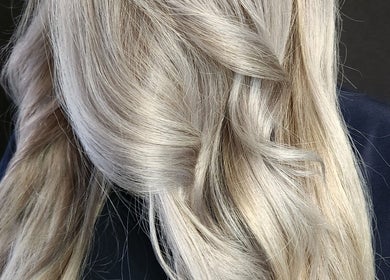 Sleek blonde hairstyle at B Fierce Salon Barbados, Deanes, Saint James, BB for a refined look.