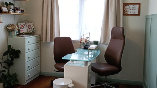 Adorn Nail Boutique