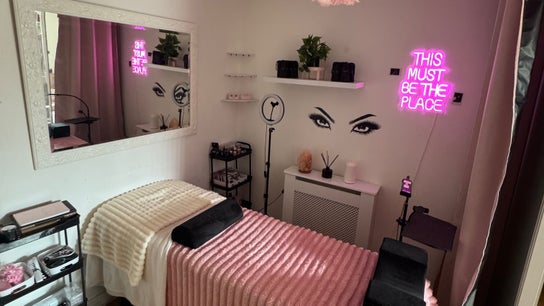 Lashed By Xio