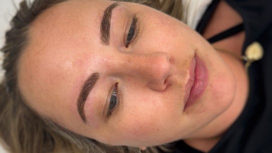 Poppys Lashes & Beauty
