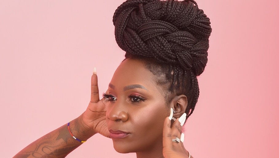 Adjua Braidz & Beauty, bilde 1