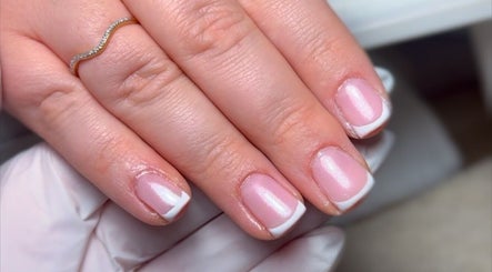 French manicure by Nailedbygeorgina, Queensbury, England, GB. Elegant pink nails with white tips.