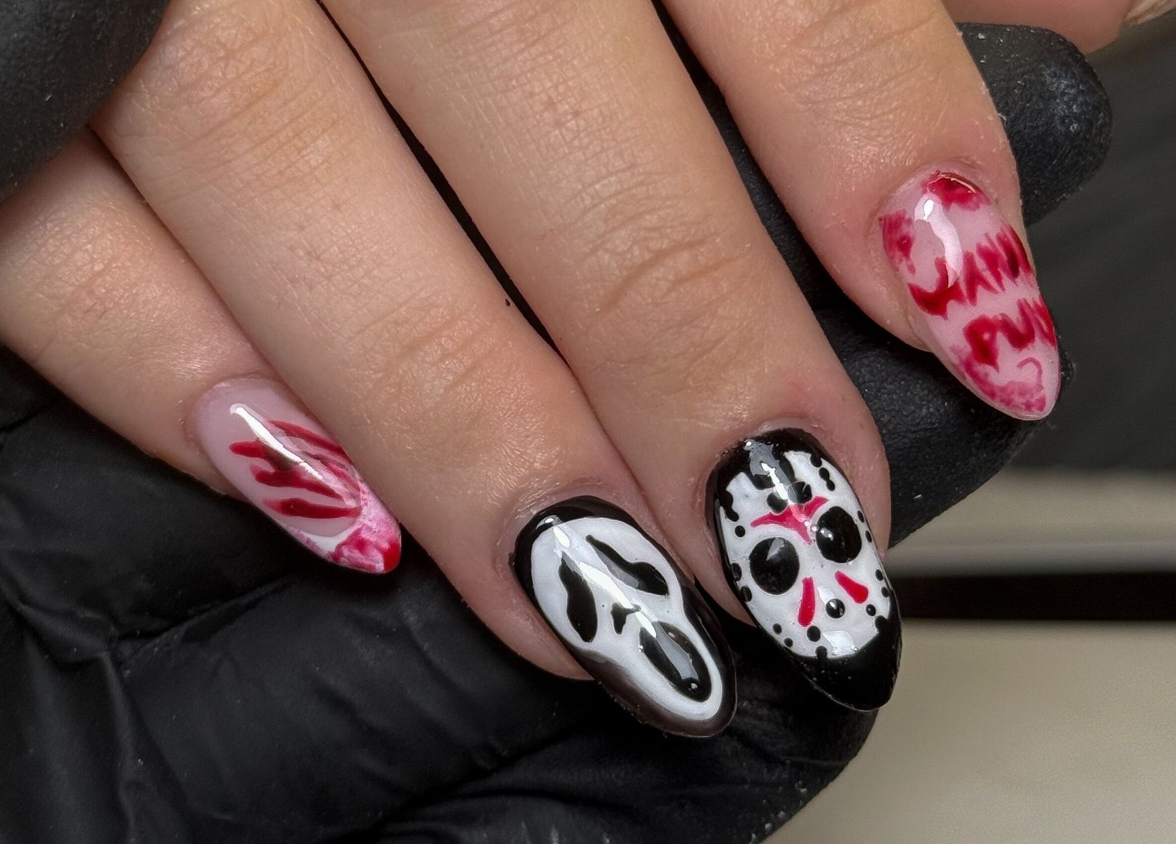 Halloween-themed nail art at Nailedbygeorgina, Queensbury, England, GB with intricate spooky designs.