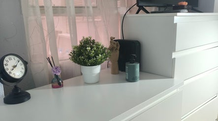 Элегантный декор в Sabina Nails Valencia, València, Comunidad Valenciana, ES.