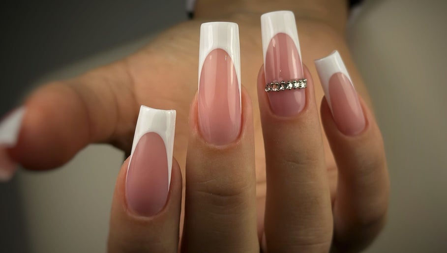 Hình ảnh 1 của Nailartbye