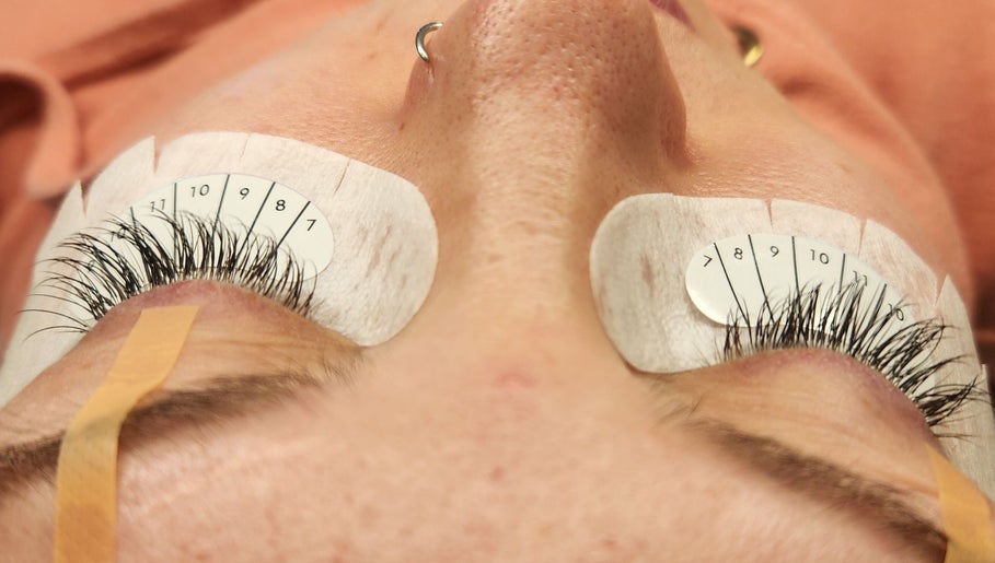 Orchid Lash and Beautyの画像：1