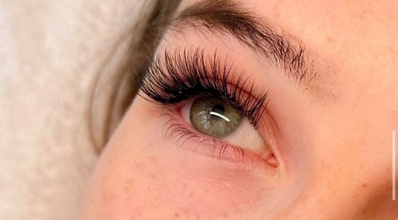 Blush and Glo image 3