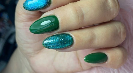 Dani Nails image 3