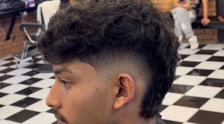 Azrulthebarber image 2