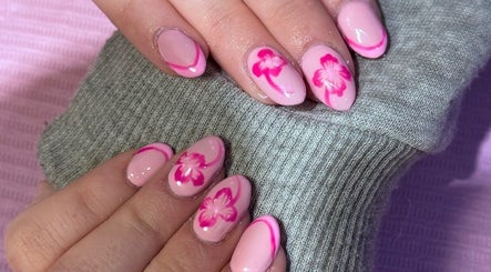 Envy Nails By Rachel image 2