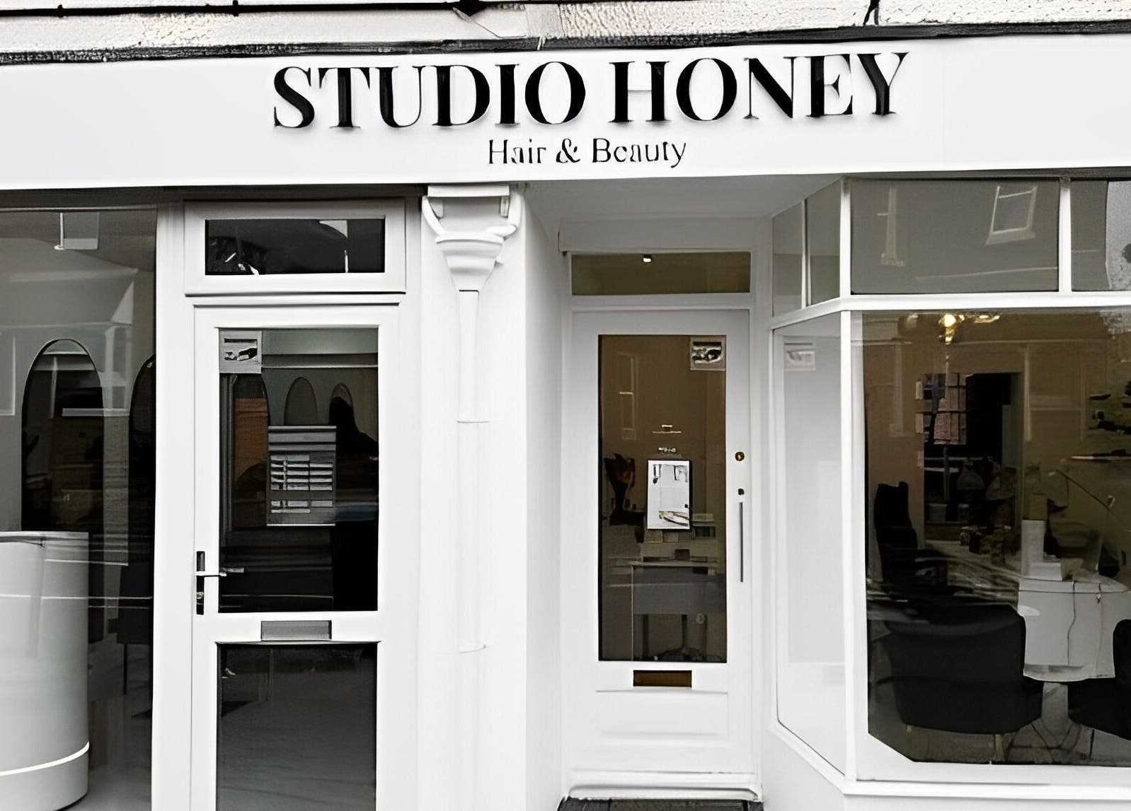 Front view of STUDIO HONEY, a chic beauty venue in Southampton, England, GB.